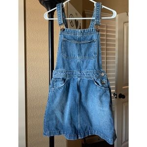 2/$10 💝 Mini overall dress light wash denim H&M